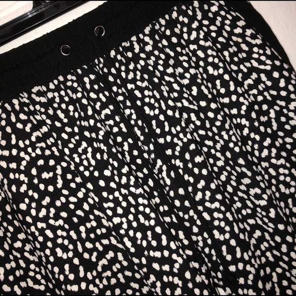 New Direction Petite Black & White Pants - Picture 6 of 8